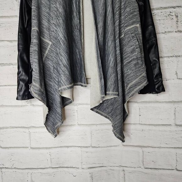 BlankNYC Waterfall Faux Leather Knit Drape Jacket Black Gray Size Small - Picture 4 of 15